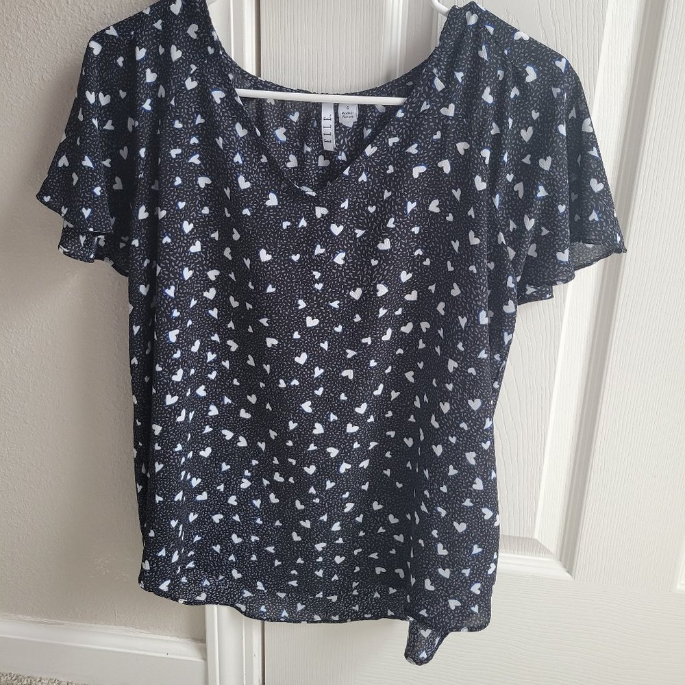 Elle Heart Print Flutter Sleeve Top